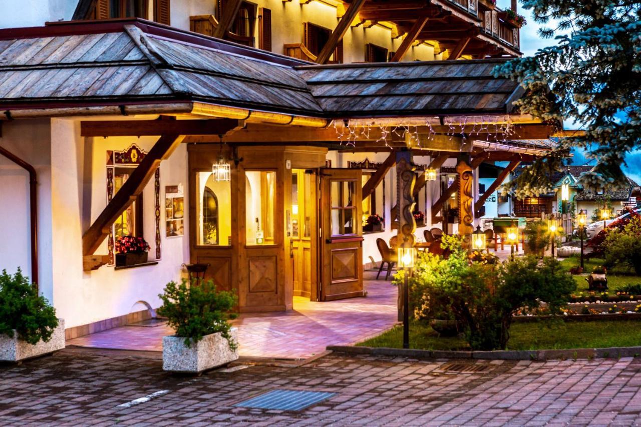 Hotel Salvan Campitello di Fassa Luaran gambar