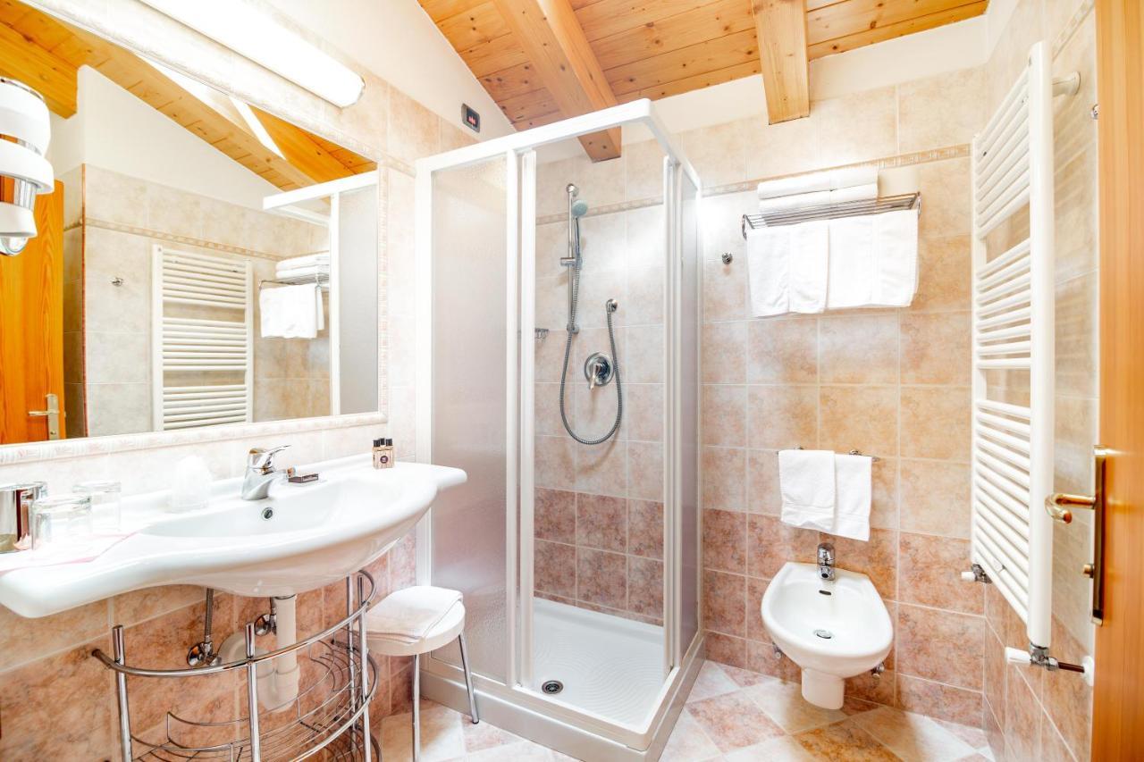 Hotel Salvan Campitello di Fassa Luaran gambar