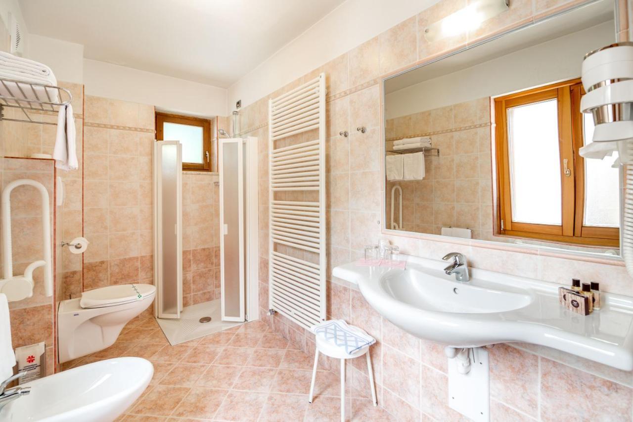 Hotel Salvan Campitello di Fassa Luaran gambar