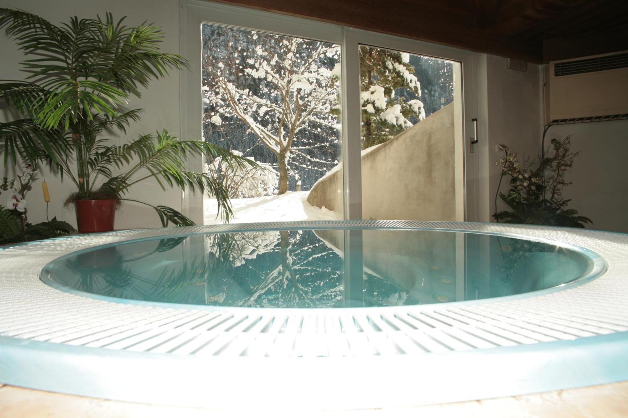 Hotel Salvan Campitello di Fassa Luaran gambar